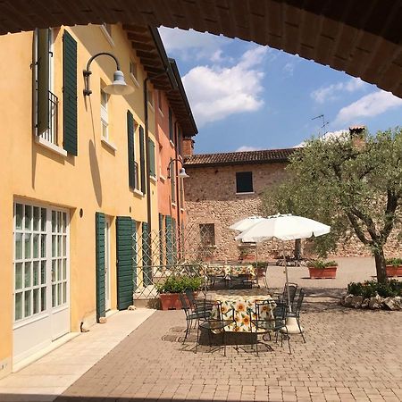 Agriturismo Corte Salandini Hotel Ponti sul Mincio Luaran gambar