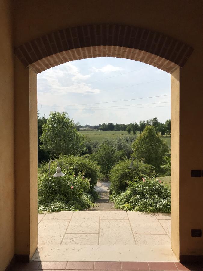 Agriturismo Corte Salandini Hotel Ponti sul Mincio Luaran gambar