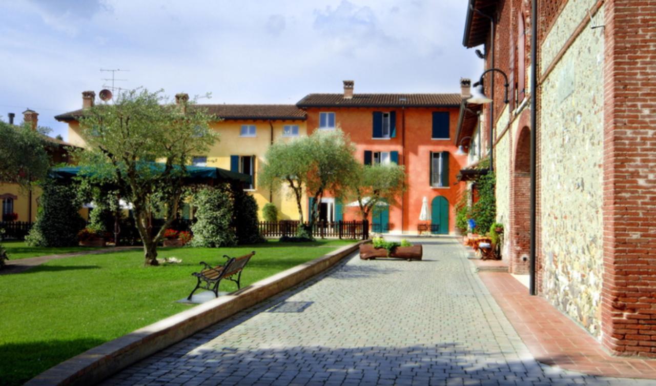 Agriturismo Corte Salandini Hotel Ponti sul Mincio Luaran gambar