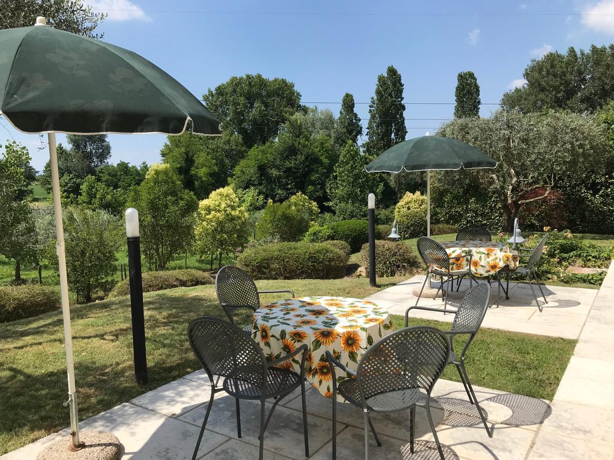 Agriturismo Corte Salandini Hotel Ponti sul Mincio Luaran gambar