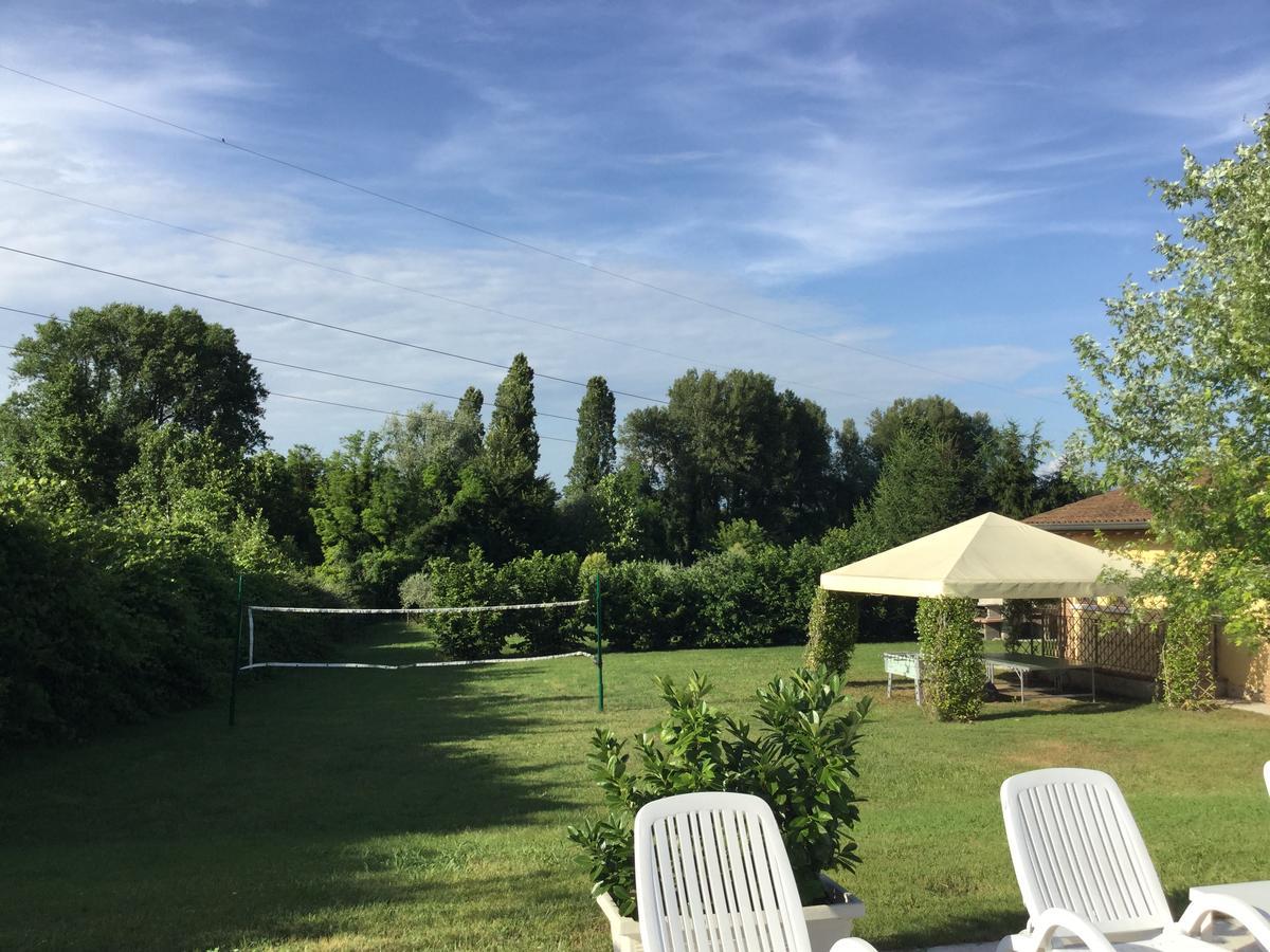 Agriturismo Corte Salandini Hotel Ponti sul Mincio Luaran gambar