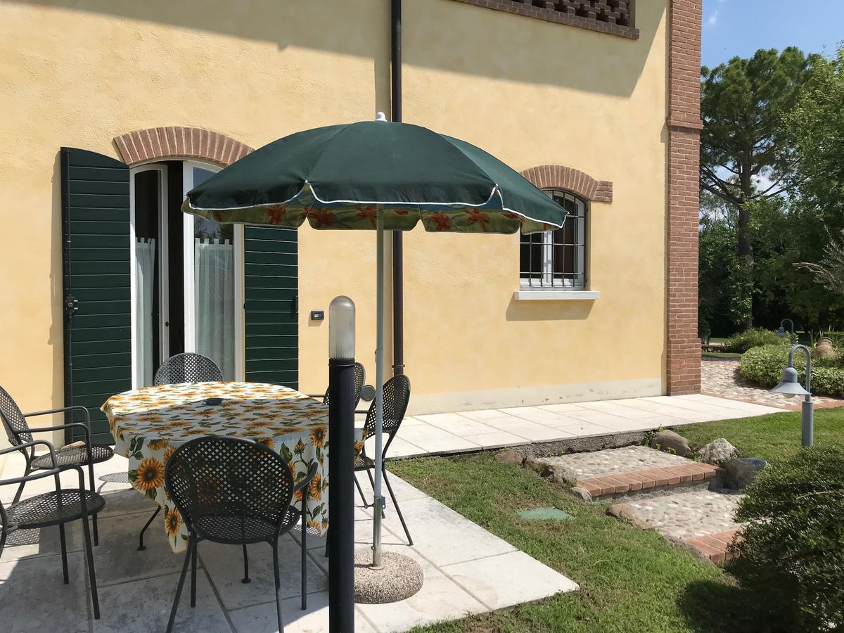 Agriturismo Corte Salandini Hotel Ponti sul Mincio Luaran gambar